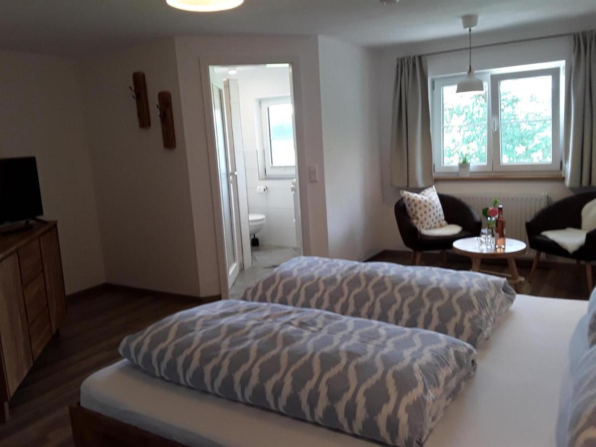 לינה וארוחת בוקר Isny im Allgäu Rosenhof מראה חיצוני תמונה
