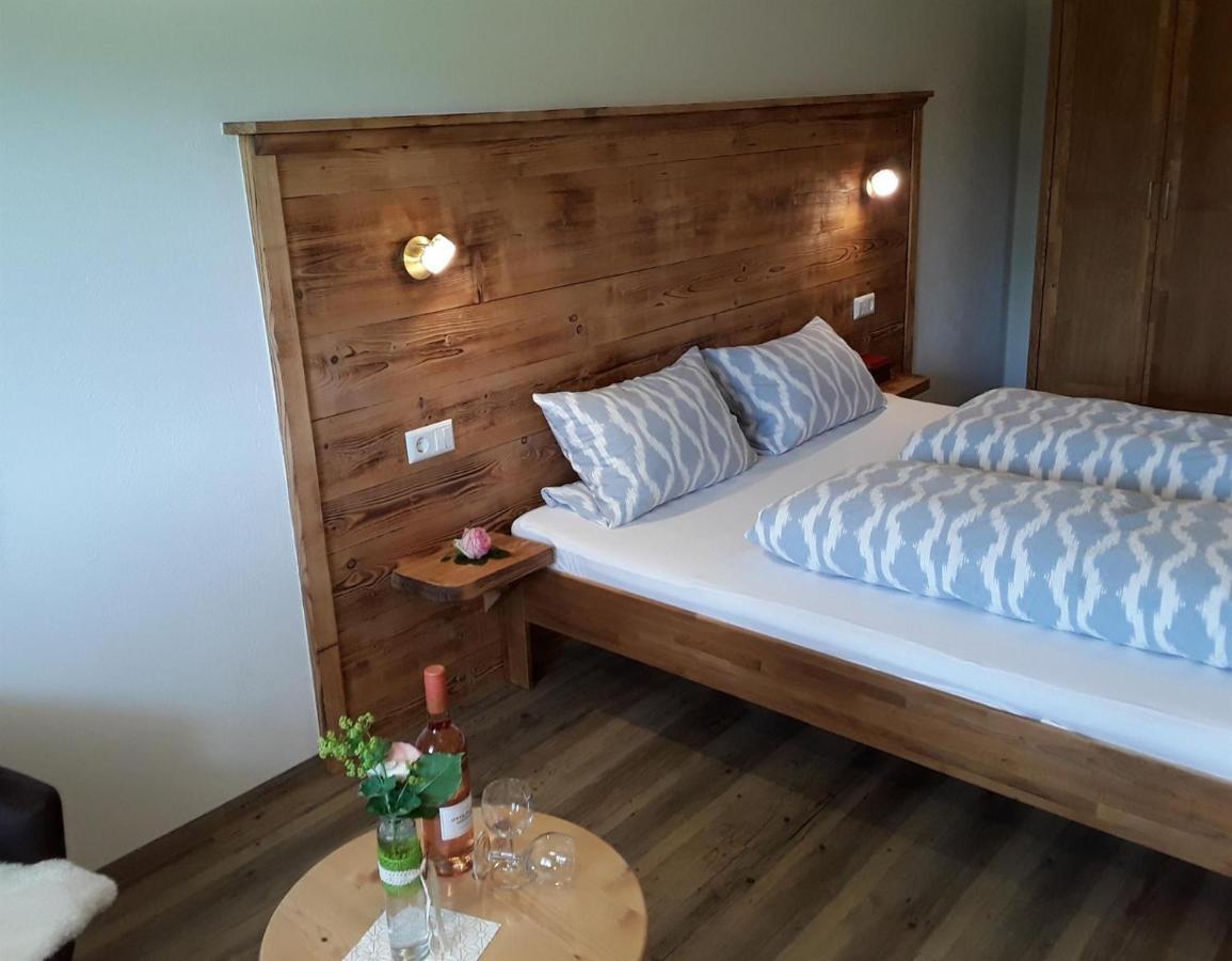 לינה וארוחת בוקר Isny im Allgäu Rosenhof מראה חיצוני תמונה